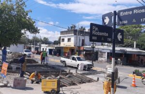 El municipio efectúa arreglos de calzadas en distintos puntos de la ciudad