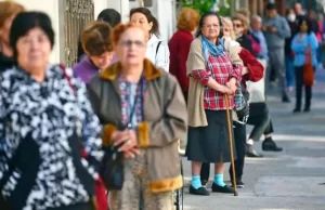 El Gobierno no logró destrabar los apoyos políticos y decidió modificar la fórmula jubilatoria por DNU