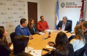 Desarrollo Social coordina acciones para la Juventud, emprendedores y comunidades indígenas. VIDEO