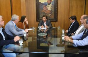 Sáenz se reunió con autoridades de la UNSa: “La educación y la salud pública no se negocian”