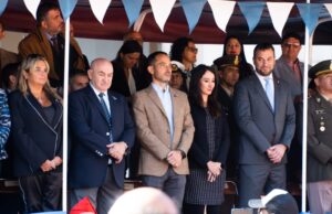 El intendente, junto a vecinos, conmemoró el 442° aniversario de la fundación de Salta