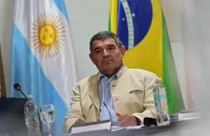 Desplazaron a Alfredo Olmedo de la presidencia del Parlasur