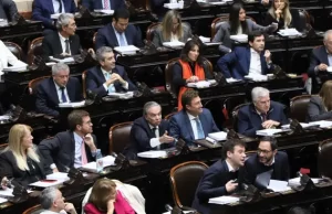 Milei consiguió su primer triunfo en Diputados con la aprobación de la Ley Bases y el paquete Fiscal