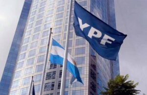 Los directores de YPF se dieron un super aumento de sueldo y cobrarán 77 millones anuales