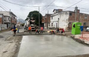Se realizan arreglos de calles en diversos frentes de obra. FOTOS