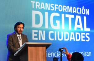 Gustavo Sáenz: “Hoy tenemos 80 plazas de toda la provincia con internet libre”