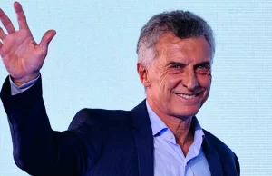Macri asumió formalmente como presidente del PRO con un gesto político para Javier Milei