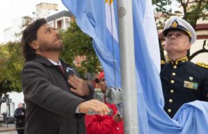 El gobernador Sáenz encabezó los actos centrales por el 214° aniversario de la Revolución de Mayo. VIDEO