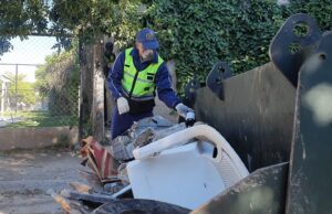 Este martes continuó el descacharrado en la zona este de la ciudad