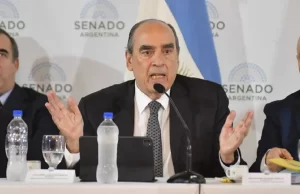 El Senado inició el tratamiento de la Ley Bases en medio de acusaciones de Unión por la Patria