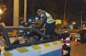 Operativos en Tres Cerritos: se secuestraron más de 20 vehículos en una semana, VIDEO/FOTOS