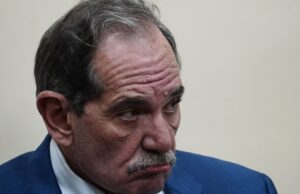 Condenaron a 16 años de prisión a José Alperovich por abuso sexual y va a la cárcel