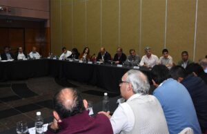 Gobierno y gremios retomaron las reuniones paritarias