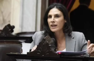Pamela Calletti (dip. nac. Innovación Federal): «Hay que recordar que los diputados salteños de LLA votaron en contra de los jubilados»