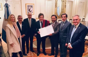 Gustavo Sáenz le acercó el Pacto de Güemes a Javier Milei en Casa Rosada