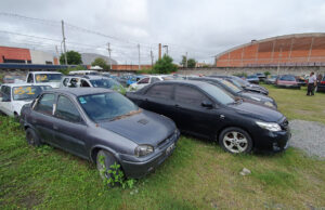 El 26 de junio la Municipalidad rematará 23 autos y 574 motos. FOTOS