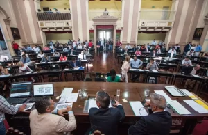 Sesiona la Cámara de Diputados provincial