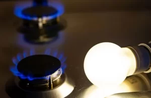 El Gobierno decidió que no habrá aumentos en las tarifas de luz y gas en julio