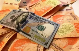 Reacciones y análisis de economistas a los anuncios de Milei y Caputo: “Esto es más extremo que la convertibilidad”