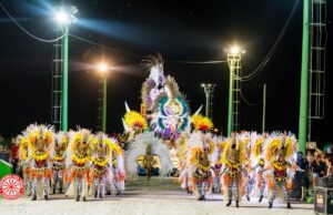 El carnaval de Corrientes estará presente en la “Expo Mercado” en el estadio Martearena. FOTOS