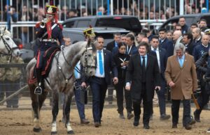 Milei en la Rural: elogió al campo que ratificó su reclamo por las retenciones