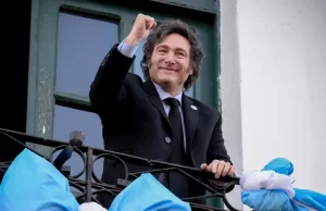 El Gobierno actualizó los 10 puntos del Pacto de Mayo: incluyó la educación como había pedido la oposición