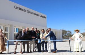El Centro de Convenciones de Cafayate inaugurado por Sáenz es un hito para el turismo en los Valles Calchaquíes. FOTOS