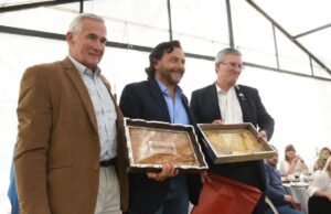 Sáenz: “Se hizo justicia con la familia tabacalera al modificar el impuesto interno y mantener con arancel cero al tabaco”. VIDEO/FOTOS