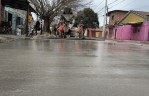 Ejecutaron tareas de hormigonado en barrio Santa Ana 1 y 2. VIDEO/FOTOS