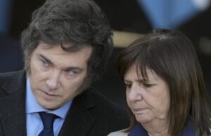 Patricia Bullrich ya funciona como jefa de gabinete «blue»