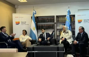 Se conforma un nuevo bloque de senadores aliados al gobierno liberal