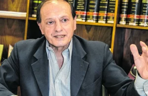 Víctor Hugo Claros (ex rector UNSa): «Llegar a la Universidad le cambia la vida a los jóvenes porque los encamina y los lleva a un título profesional»