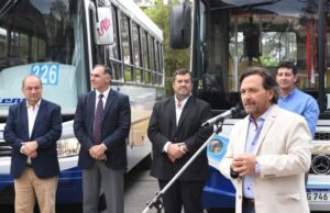 SAETA sumó 94 coches O Km: El gobernador Sáenz encabezó la presentación oficial