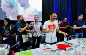 El intendente Emiliano Durand celebró el Día de la Madre en el Cine Opera