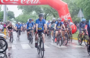 Alrededor de 300 atletas participaron de la 38º edición del Biatlón de la Cumbre. VIDEO/FOTOS