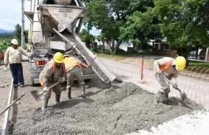 Ejecutaron obras de hormigonado en la Av. Héroes de la Patria. VIDEO/FOTOS