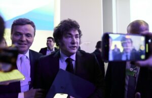 Efecto Davos: En La Libertad Avanza temen que se arme un «frente antifascista» contra Milei