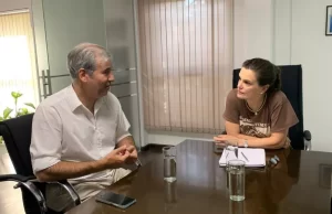 Trabajo conjunto entre el Ministerio de Educación y la Secretaría de las Personas Mayores para el 2025