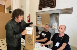 El Gobierno buscará llevar candidatos a senadores nacionales propios en las provincias donde se eligen