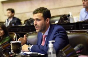 Emiliano Estrada más comprometido en la causa por fake news – Por: Daniel Salmoral