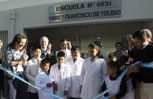Se inició el ciclo lectivo 2025 en toda la provincia con más de 360 mil alumnos en las aulas. VIDEO/FOTOS