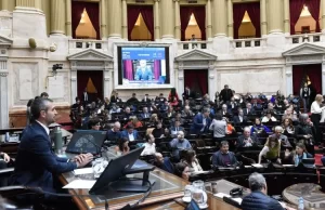 La Cámara de Diputados aprobó el DNU de Milei y el Gobierno logró blindar el acuerdo con el FMI