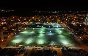 La Municipalidad iluminó la cancha del barrio San Ignacio. VIDEO/FOTOS