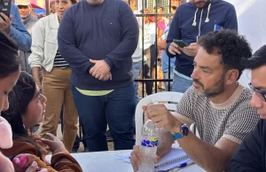 Más de 6 mil vecinos de la zona oeste fueron atendidos en “La Muni en tu Barrio». VIDEO/FOTOS