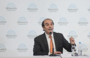 El Gobierno admite que este jueves el Senado puede voltear los pliegos de Lijo y García Mansilla