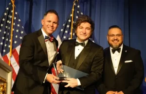 Javier Milei dijo que Argentina readecuará su legislación para atenuar el impacto de los aranceles de Trump