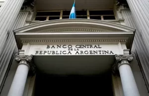 Dólar: el BCRA no intervino en el mercado oficial y las reservas tocaron mínimo de 14 meses previo al desembolso del FMI