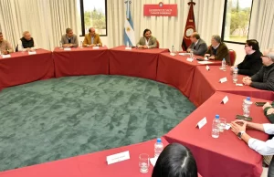 El gobernador Sáenz anunció a los gremios que retirará el proyecto de ley del IPS