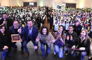 Más de 2500 alumnos salteños realizaron su promesa de cuidado ambiental. VIDEO