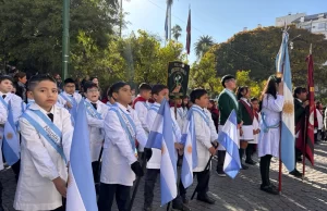 Durand participó del acto oficial por el Día de la Bandera. FOTOS